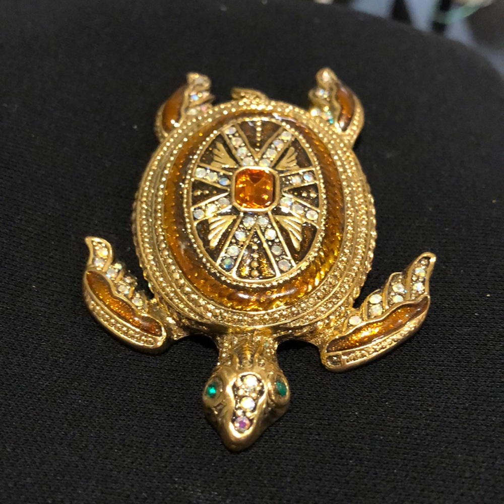 Large turtle pin with topaz color Centerstone.